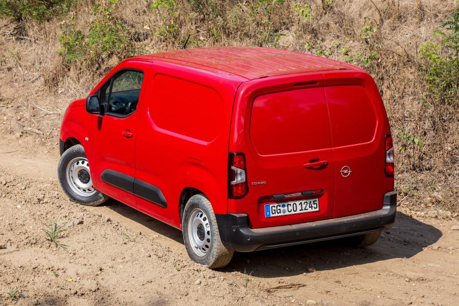  Opel Combo Cargo 2018 года  (фото 17 из 26)
